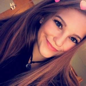 Meet your Posher, Stella